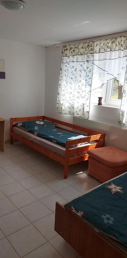 Kekturas-Tora Nyilo Badacsonyi Privat Berlemeny Hotel Badacsonytomaj Exterior foto